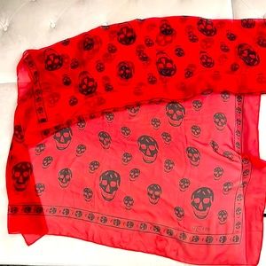 Beautiful chiffon Alexander McQueen scarf  🧣